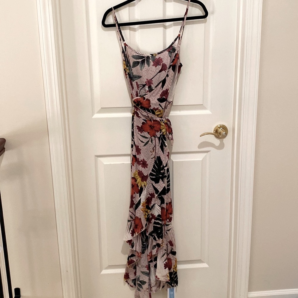 NWT Pink Floral Cupshe Wrap Dress Size Small